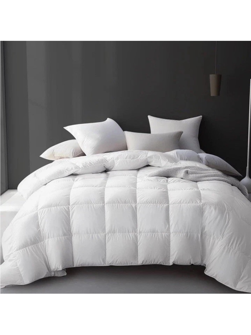White Down-Style Comforter - Soft Hypoallergenic Bedding